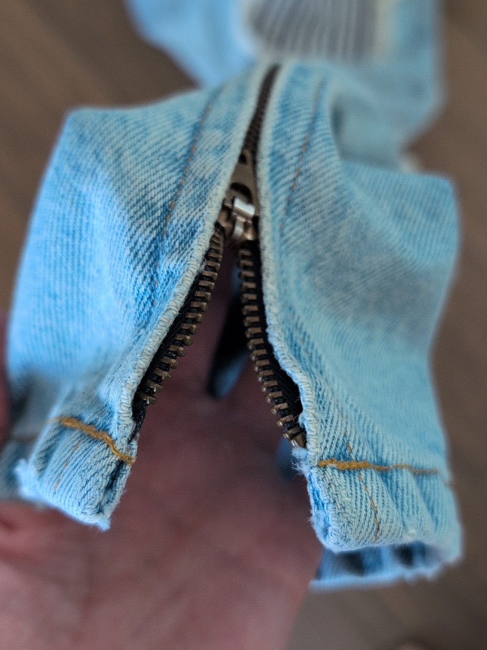 Vintage Bonjour Light Blue Distressed High-Waist Women's Jeans Size 8-10 - Picture 6 of 11
